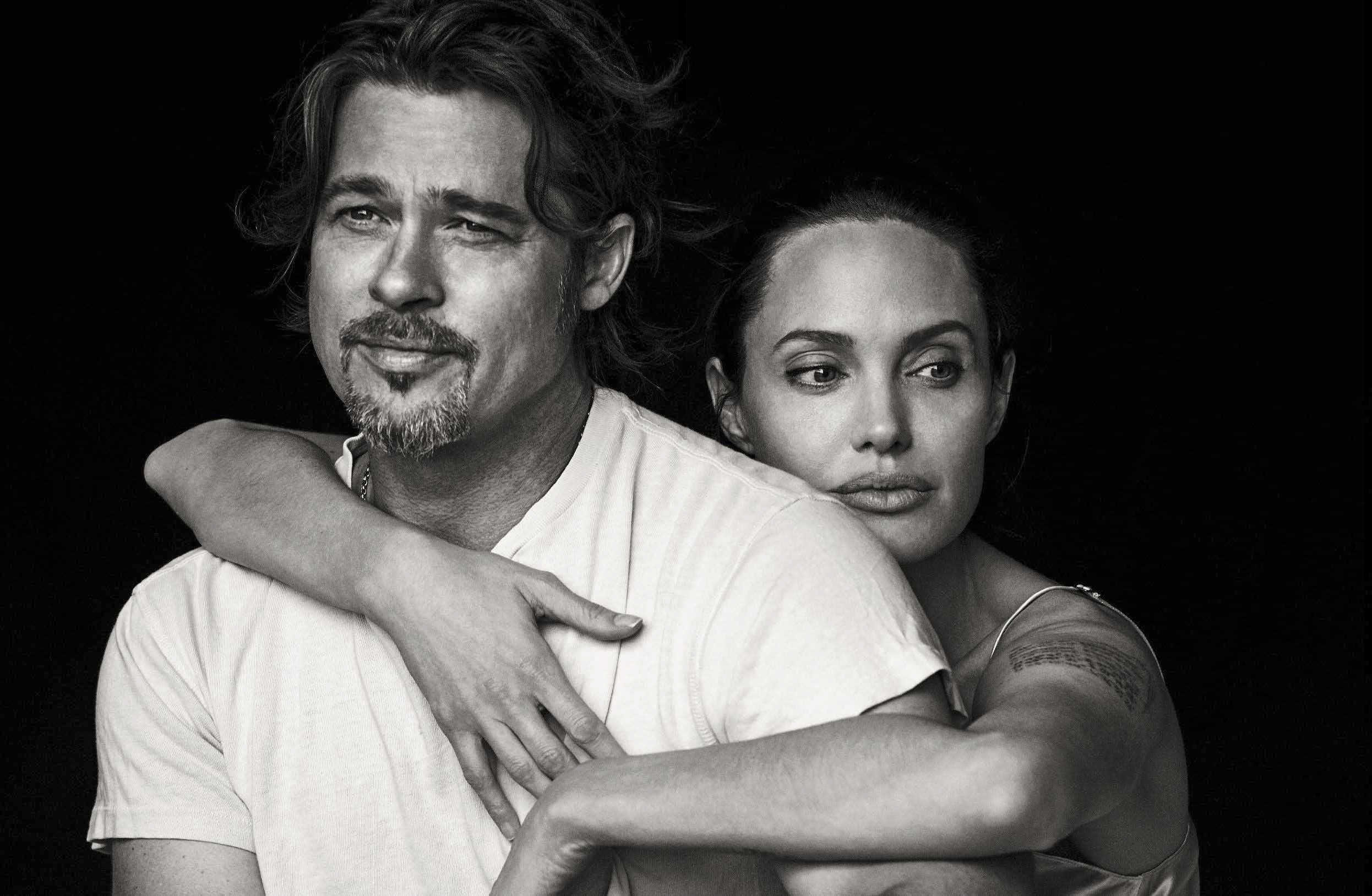 Câu trả lời cho thái độ cay cú của Angelina Jolie với Brad Pitt: Sự tuyệt vọng của một bà mẹ sắp phải chia sẻ quyền nuôi con - Ảnh 2. Câu trả lời cho thái độ cay cú của Angelina Jolie với Brad Pitt: Sự tuyệt vọng của một bà mẹ sắp phải chia sẻ quyền nuôi con - Ảnh 2.