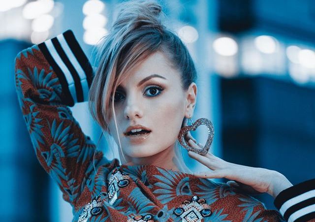 Alexandra Stan A Lansat O Nouă Variantă A Piesei „like A Virgin